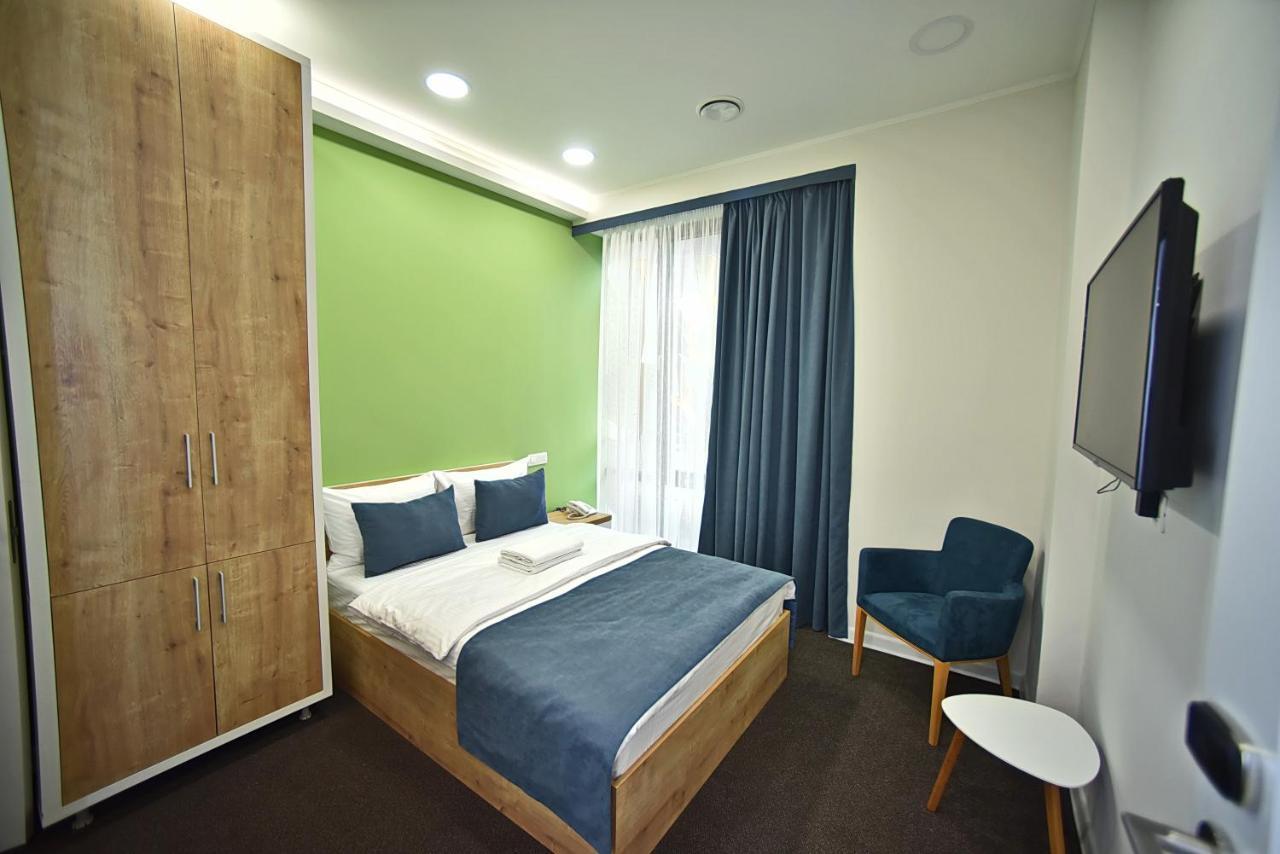 Bonjour Boutique Hotel Jereván Kültér fotó